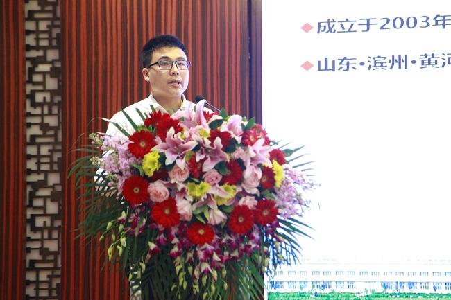高洪國.JPG